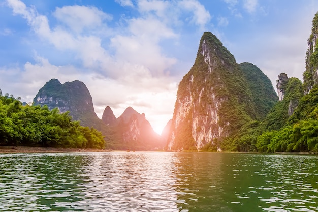 ai工具箱中混合的快捷鍵是什么